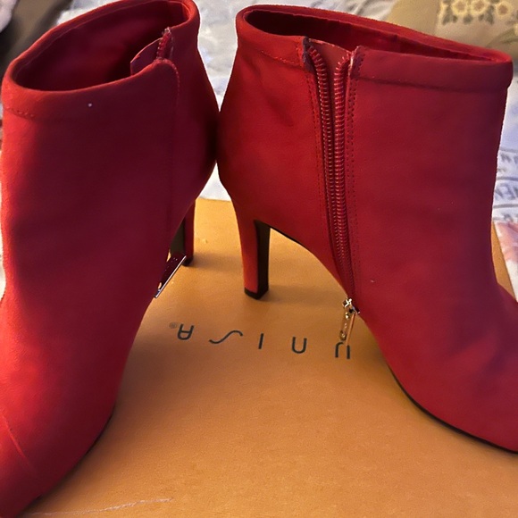 Red open toe heels - Picture 3 of 6